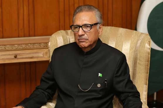President Alvi signs Finance Bill 2021, becomes Act